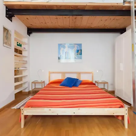 8 Apartment